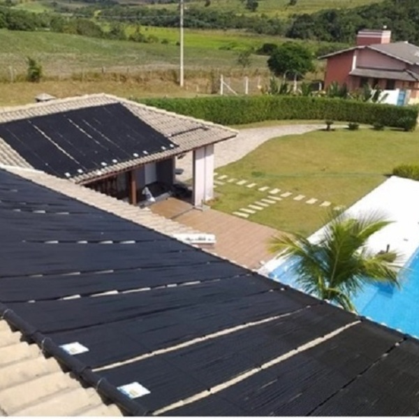 Instalação de aquecimento solar para piscina